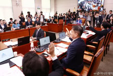법사위 여야 "정성호 사퇴 반대" 한목소리...이유는 달랐다