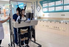 [더벨]코스모로보틱스, 뇌파 제어 재활로봇 상용화 착수