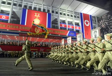 북한 전승절 73주년…김정은, 딸 주애 동행 '기념공연' 관람