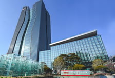 BNK금융 순이익 13% 감소…일회성 비용 발생 영향