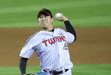 [포토] 손주영 '깔끔하게 1이닝'