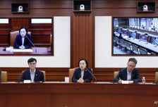 한성숙 "위기대응 상시 점검…비상경제점검회의 마감, 부총리가 책임"