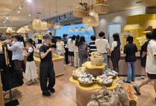 신세계백화점, 강남점서 국내 첫 '폼폼푸린 베이커리 카페' 연다