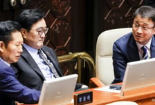 檢 보완수사권 결국 사라진다…10월부터 '수사는 경찰·기소는 검찰'