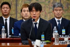 "한국 감독 후보 무려 98명, 홍명보는 없었다" 前 전력강화위원장 '깜짝 선임 주도' 고백