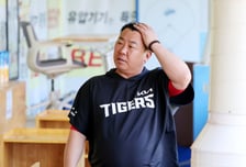 [포토]'대프리카? 저도 초중고를 대구에서 버텼죠' 이범호 감독