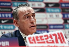 '이런 적 단 한 번도 없었다'... '6경기 파리목숨' 韓 대표팀 감독 공개 채용, 도대체 누가 지원할까