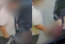 "중요부위 쥐어짜듯" 중학생 강제추행 영상...학폭위 처분에 아빠 분통
