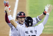LG 박동원 선발 라인업 제외, 강렬 스리런포 송찬의 4번 배치 '두산전 선발 명단 발표' [잠실 현장]