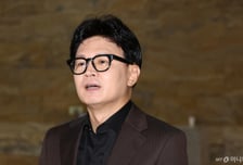 한동훈 "오늘로 민주당 무너질 것…정성호, 직걸고 거부권 말하라"