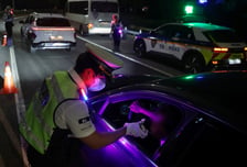 '휴가철' 음주단속…하룻밤 320명 적발