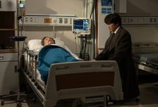 '아파트' 지성, 컷 소리에도 멈추지 못한 오열