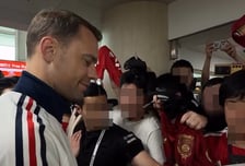 "노이어 미들네임을 안다고?" 독일도 놀란 韓팬들 디테일... '은퇴한지 20년' 뮌헨 전설도 인기 폭발