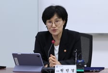 디지털 성범죄물 '삭제 요청' 무시하는 불법사이트…제재 방안 모색