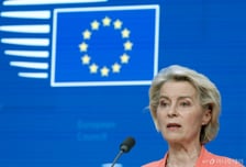 EU, "AI로 만든 콘텐츠" 표시 안하면 과징금 264억…딥페이크도 규제