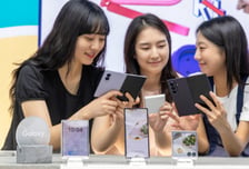 갤럭시 Z 폴드8, 이통3사 사전예약 석권…4대3 화면비 통했다
