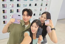 갤럭시 Z 폴드8·플립8, 사전예약 144만대…역대 최다 기록