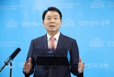 성일종 '아군 무인기 오인' 논란에…軍 "정상 작전 절차, 승인 고도 어겨"
