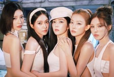 레드벨벳, '근본 서머퀸'의 우아한 여름 노래 [뉴트랙 쿨리뷰]?