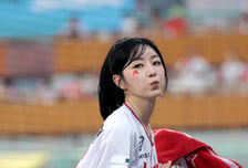 [포토] '난 표정으로 응원해요!' 쓱치 안지현
