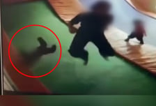 교사 점프에 날아간 아이, 골절·성장판 손상...어린이집 "혼자 다쳤다"
