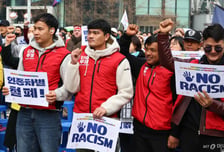 이주노동자도 '동등한 동료'로…이름 부르는 일터 만든다