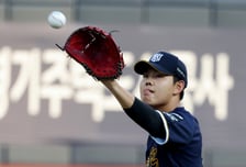 25세 동생이 해냈다! '3승 무패-ERA 1.78' KT 소형준, KBO 7월 '쉘힐릭스플레이어' 선정