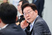 "채점 편하려 아이들 망쳐"…이 대통령, '객관식 수능' 정조준