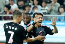 '김대원 환상 동점골' 팀 K리그, 맨시티에 1-3 패배... '단 45분 만에' 4골 폭발 [상암 현장리뷰]