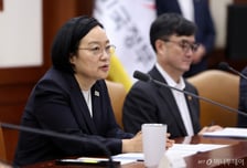 한성숙 "교통사고 사망자 2030년까지 30%↓…이젠 실행의 시기"