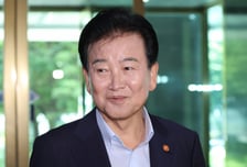 정동영 "이상이 있어야 현실 바꿔"…조현 '이상주의' 발언 정면 반박