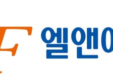 엘앤에프, 2분기 영업익 208억…흑자전환