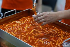 떡국떡·떡볶이떡 제조, 대기업 '아직 안 돼'…중기부, '생계형 적합업종' 재지정