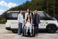 "23년 만에 마주한 바다"…현대차그룹 PV5 WAV 영상 1000만뷰 달성