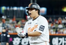 '후반기 1타점' 주춤한 100억 FA... 꿀맛 '5일 폭염 방학'→타점 1위 탈환-한화 5강 이끌까