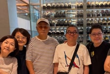 "6개월이면 실명한다고"…'시각장애 4급' 송승환, 지팡이 든 모습