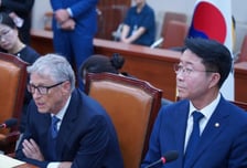 [단독]1년 만에 한국 찾는 빌게이츠, 조정식 국회의장 만난다