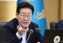 李대통령, '세제 보완' 구윤철 부총리에 "기어다니시라" 이유는