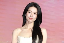 8·15 앞두고 친일 후손을?...하영, 넷플릭스 인터뷰 취소