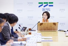 북부청사 간 추미애 "반도체 인프라 지원 6000억, 환경 책임이 전제"