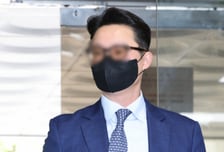 통일교 윤영호 등 9명 기소…정치인 132명에 1.8억 불법기부 혐의