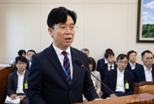 "메가특구 주52시간 특례 노동계 우려 해소해야"...김영훈 "노사와 충분히 소통"