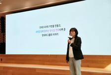 "코딩 배우겠다"는 정의선 주문에 현대차그룹 AI 전환 '속도전'