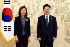 李대통령, 스틸 美대사 첫 대면…"한미 현안 원만히 풀어나갈 것"