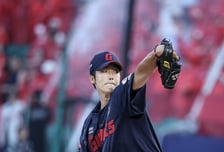 "앞으로 한자리하겠는데" 150㎞ 롯데 신인 배짱투, 냉정한 김태형 감독도 감탄했다