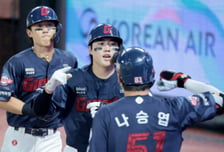 '오늘만 같아라' 롯데 선발 전원 안타→1441일만의 홈런 파티 열렸다! SSG 꺾고 2연패 탈출 [인천 현장리뷰]