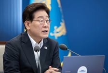李대통령 "선택적 모병제 도입해 스마트 강군으로"…연내 발표 예정