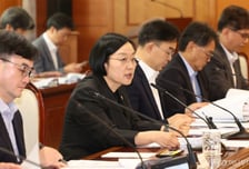 한성숙 총리 "매주 주택공사 현장 직접 찾아 점검, 매달 보고할 것"