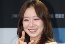 '유부녀 킬러', 10% 눈앞 흥행 기세...'대군부인'·'이한영' 넘본다 [iZE 포커스]?