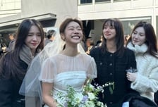 걸그룹 멤버 입은 웨딩드레스가 30만원…소진 초절약 결혼식 팁은?